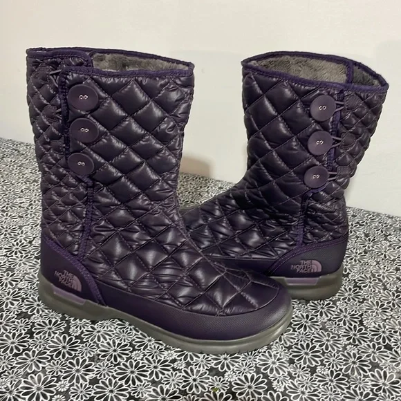 NWOT - The North Face Thermoball women’s boots size 9 color purple - Picture 9 of 12